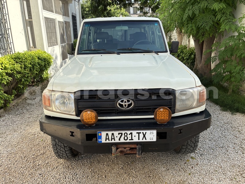 Big with watermark toyota land cruiser dakar dakar 34778