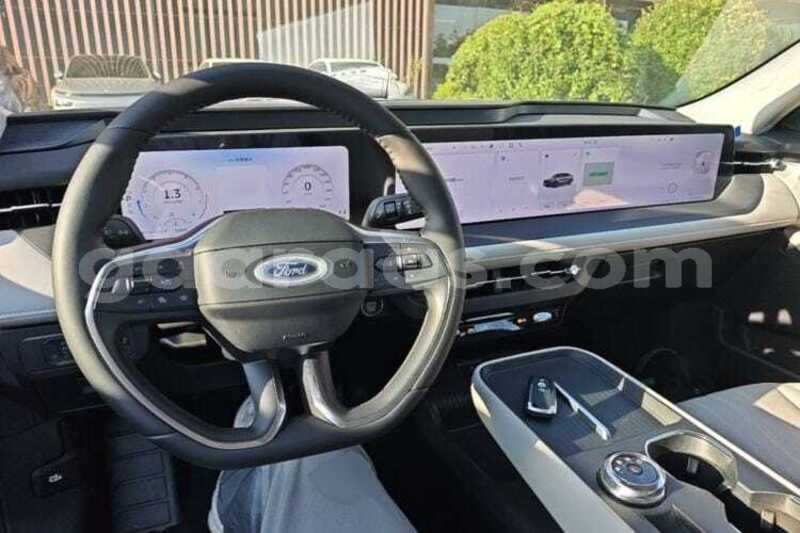 Big with watermark ford mondeo dakar dakar 34783