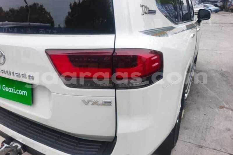 Big with watermark toyota land cruiser dakar dakar 34797