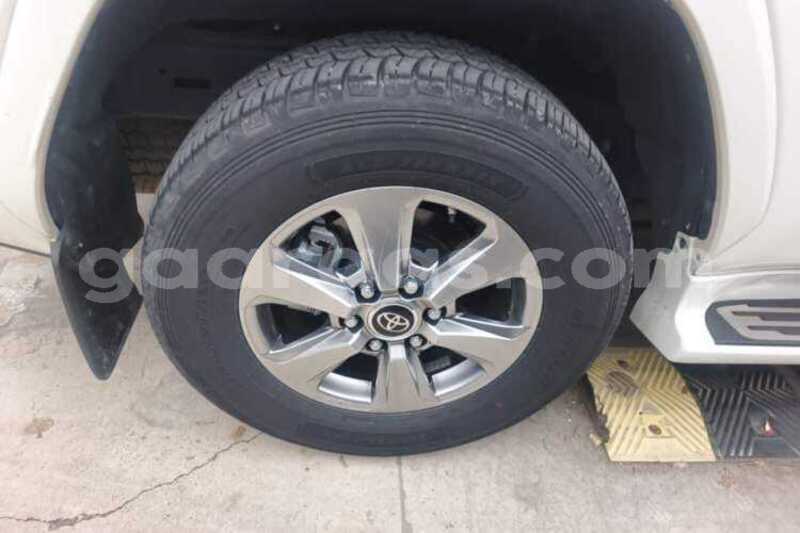 Big with watermark toyota land cruiser dakar dakar 34797