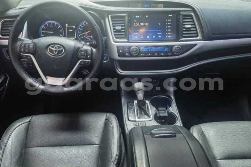 Big with watermark toyota highlander dakar dakar 34800