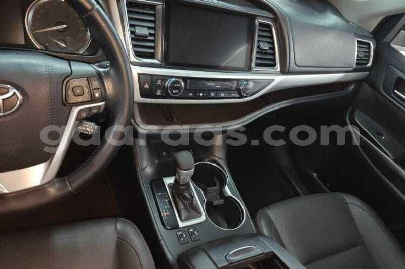 Big with watermark toyota highlander dakar dakar 34800