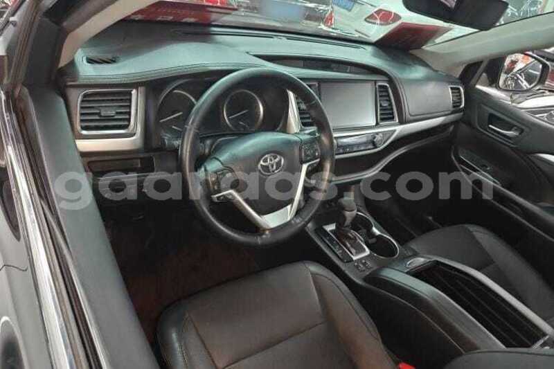 Big with watermark toyota highlander dakar dakar 34800