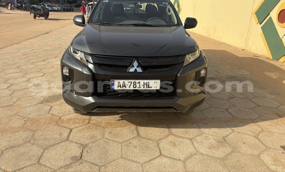 Acheter Occasion Voiture Mitsubishi L200 Gris à Dakar, Dakar