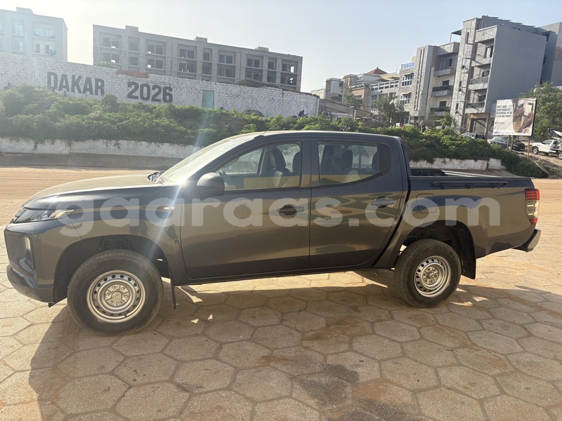 Big with watermark mitsubishi l200 dakar dakar 34802