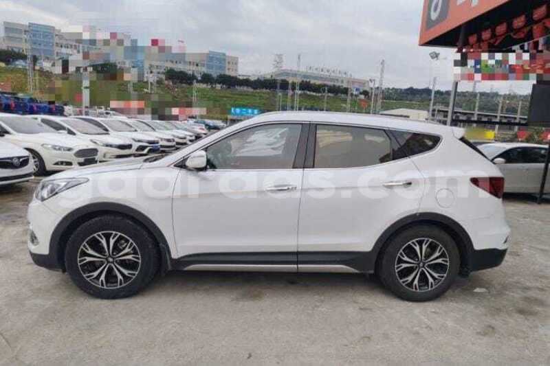 Big with watermark hyundai santa fe dakar dakar 34814
