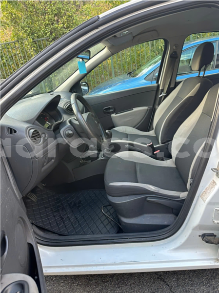 Big with watermark renault clio diourbel bambey 34822