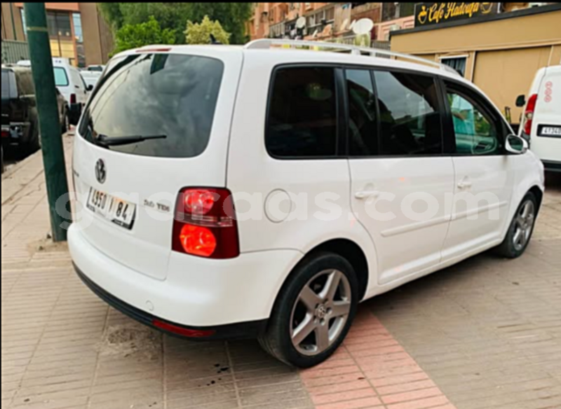 Big with watermark volkswagen touran bagmati behind berlin 34823