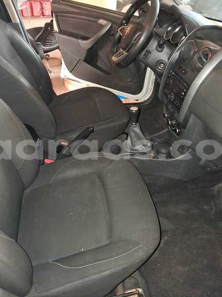 Big with watermark renault duster dakar dakar 34824