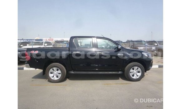Acheter Import Voiture Toyota Hilux Noir à Import - Dubai, Dakar Acheter Import Voiture Toyota Hilux Noir à Import - Dubai, Dakar