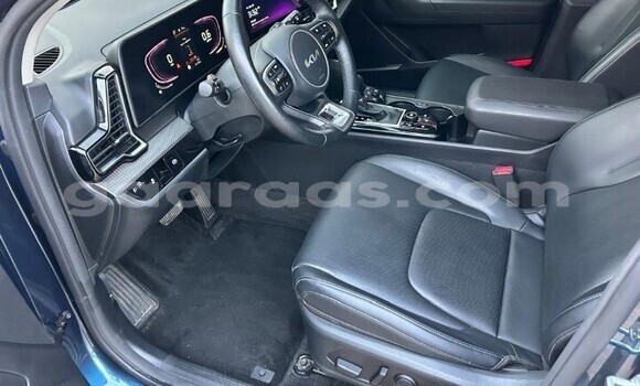 Buy Used Kia Sportage Bleu iron Car in Dakar in Dakar Buy Used Kia Sportage Bleu iron Car in Dakar in Dakar