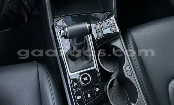 Buy Used Kia Sportage Bleu iron Car in Dakar in Dakar Buy Used Kia Sportage Bleu iron Car in Dakar in Dakar