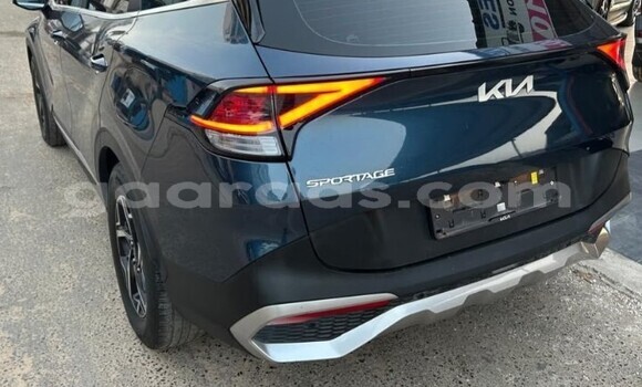 Buy Used Kia Sportage Bleu iron Car in Dakar in Dakar Buy Used Kia Sportage Bleu iron Car in Dakar in Dakar