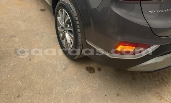 Buy Used Hyundai Santa Fe Other Car in Dakar in Dakar Buy Used Hyundai Santa Fe Other Car in Dakar in Dakar