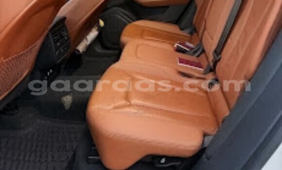Buy Used Audi Q8 White Car in Dakar in Dakar Buy Used Audi Q8 White Car in Dakar in Dakar