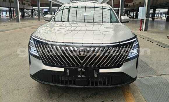 Buy Used Changan CS75 Silver Car in Dakar in Dakar Buy Used Changan CS75 Silver Car in Dakar in Dakar