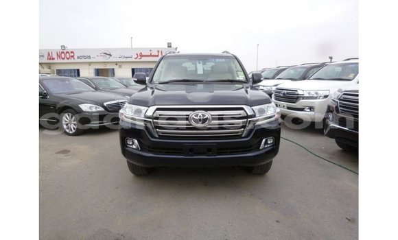 Dieundeu Imported Toyota Land Cruiser Blue 4x4 in Import - Dubai in Dakar Dieundeu Imported Toyota Land Cruiser Blue 4x4 in Import - Dubai in Dakar