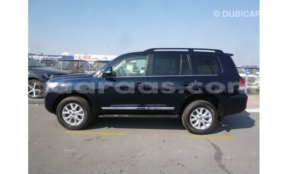 Dieundeu Imported Toyota Land Cruiser Blue 4x4 in Import - Dubai in Dakar Dieundeu Imported Toyota Land Cruiser Blue 4x4 in Import - Dubai in Dakar