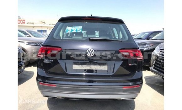 Acheter Import Voiture Volkswagen Tiguan Noir à Import - Dubai, Dakar Acheter Import Voiture Volkswagen Tiguan Noir à Import - Dubai, Dakar