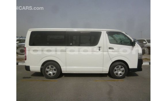 Buy Import Toyota Hiace White Car in Import - Dubai in Dakar Buy Import Toyota Hiace White Car in Import - Dubai in Dakar