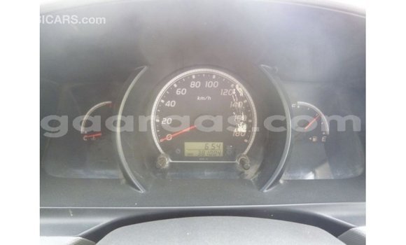 Buy Import Toyota Hiace White Car in Import - Dubai in Dakar Buy Import Toyota Hiace White Car in Import - Dubai in Dakar