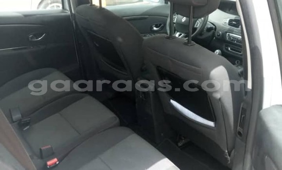 Buy Used Renault Scenic White Car in Dakar in Dakar Buy Used Renault Scenic White Car in Dakar in Dakar