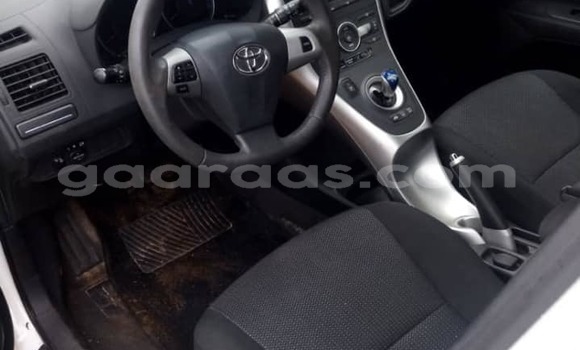 Buy Used Toyota Auris White Car in Dakar in Dakar Buy Used Toyota Auris White Car in Dakar in Dakar