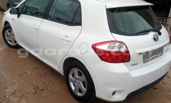 Buy Used Toyota Auris White Car in Dakar in Dakar Buy Used Toyota Auris White Car in Dakar in Dakar