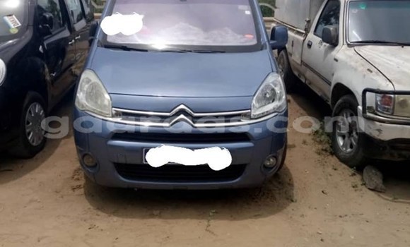 Buy Used Citroen Berlingo Blue Car in Dakar in Dakar Buy Used Citroen Berlingo Blue Car in Dakar in Dakar