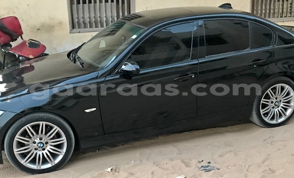 Acheter Occasion Voiture BMW 3-Series Noir à Camberene au Dakar Acheter Occasion Voiture BMW 3-Series Noir à Camberene au Dakar