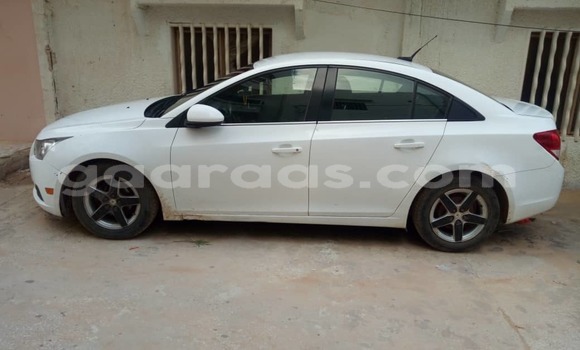 Buy Import Chevrolet Cruze White Car in Dakar in Dakar Buy Import Chevrolet Cruze White Car in Dakar in Dakar