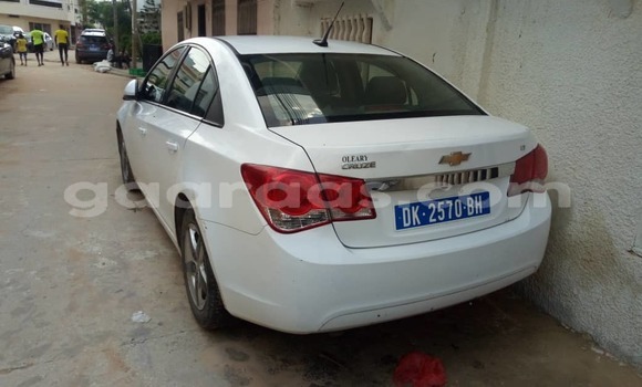 Buy Import Chevrolet Cruze White Car in Dakar in Dakar Buy Import Chevrolet Cruze White Car in Dakar in Dakar