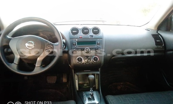 Buy Import Nissan Altima Silver Car in Dakar in Dakar Buy Import Nissan Altima Silver Car in Dakar in Dakar