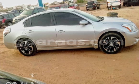 Buy Import Nissan Altima Silver Car in Dakar in Dakar Buy Import Nissan Altima Silver Car in Dakar in Dakar