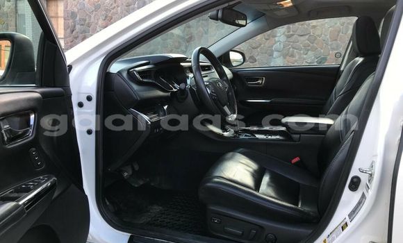 Acheter Occasion Voiture Toyota Avalon Blanc à Dakar, Dakar Acheter Occasion Voiture Toyota Avalon Blanc à Dakar, Dakar