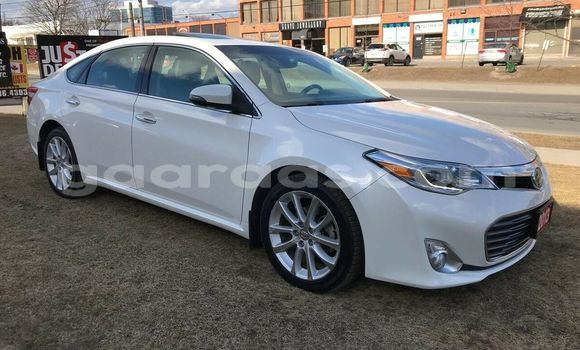 Acheter Occasion Voiture Toyota Avalon Blanc à Dakar, Dakar Acheter Occasion Voiture Toyota Avalon Blanc à Dakar, Dakar