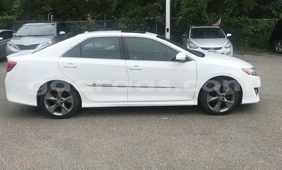 Acheter Occasion Voiture Toyota Camry Blanc à Dakar, Dakar Acheter Occasion Voiture Toyota Camry Blanc à Dakar, Dakar