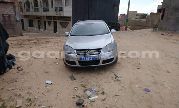 Dieundeu Occasion Volkswagen Passat Beige Auto in Dakar in Dakar Dieundeu Occasion Volkswagen Passat Beige Auto in Dakar in Dakar