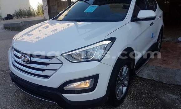 Acheter Occasion Voiture Hyundai Santa Fe Blanc à Dakar, Dakar Acheter Occasion Voiture Hyundai Santa Fe Blanc à Dakar, Dakar