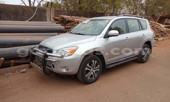 Acheter Occasion Voiture Toyota RAV4 Beige à Dakar, Dakar Acheter Occasion Voiture Toyota RAV4 Beige à Dakar, Dakar