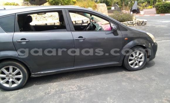 Buy Used Toyota Verso Beige Car in Dakar in Dakar Buy Used Toyota Verso Beige Car in Dakar in Dakar