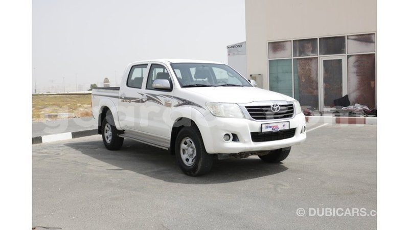 Big with watermark toyota hilux dakar import dubai 3588