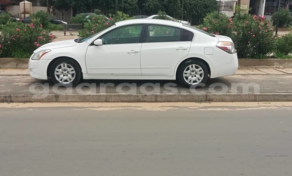 Acheter Occasion Voiture Nissan Altima Blanc à Dakar, Dakar Acheter Occasion Voiture Nissan Altima Blanc à Dakar, Dakar