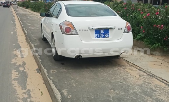 Acheter Occasion Voiture Nissan Altima Blanc à Dakar, Dakar Acheter Occasion Voiture Nissan Altima Blanc à Dakar, Dakar