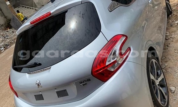 Dieundeu Occasion Peugeot 208 Silver Auto in Dakar in Dakar Dieundeu Occasion Peugeot 208 Silver Auto in Dakar in Dakar