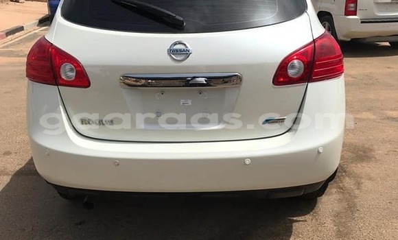 Dieundeu Occasion Nissan Rogue White Auto in Dakar in Dakar Dieundeu Occasion Nissan Rogue White Auto in Dakar in Dakar