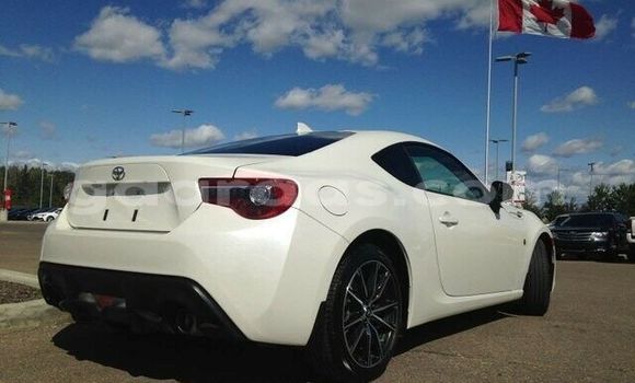 Acheter Occasion Voiture Toyota GT86 Blanc à Dakar, Dakar Acheter Occasion Voiture Toyota GT86 Blanc à Dakar, Dakar