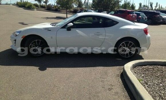 Acheter Occasion Voiture Toyota GT86 Blanc à Dakar, Dakar Acheter Occasion Voiture Toyota GT86 Blanc à Dakar, Dakar