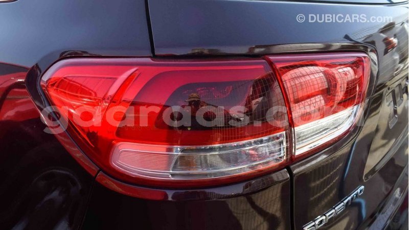 Big with watermark kia sorento dakar import dubai 3661