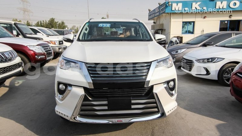 Big with watermark toyota fortuner dakar import dubai 3662